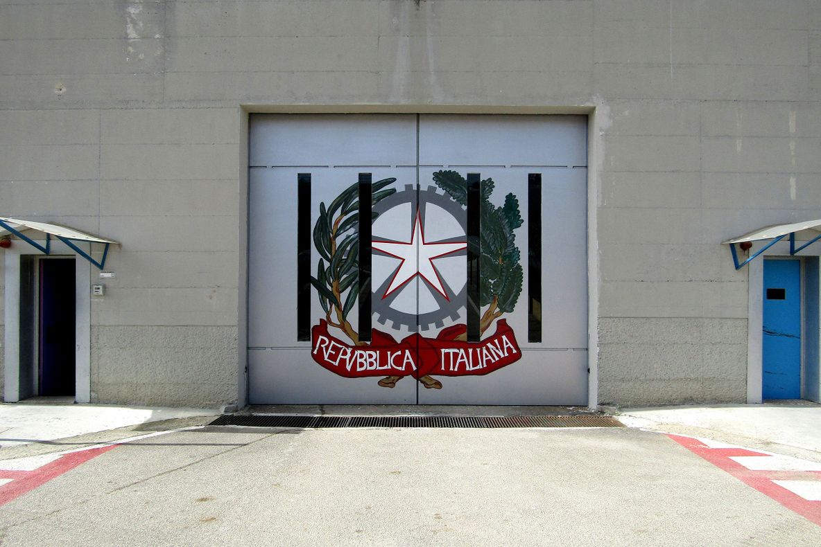 Cum arată închisoarea din Italia pe care deţinuţii nu vor să o părăsească