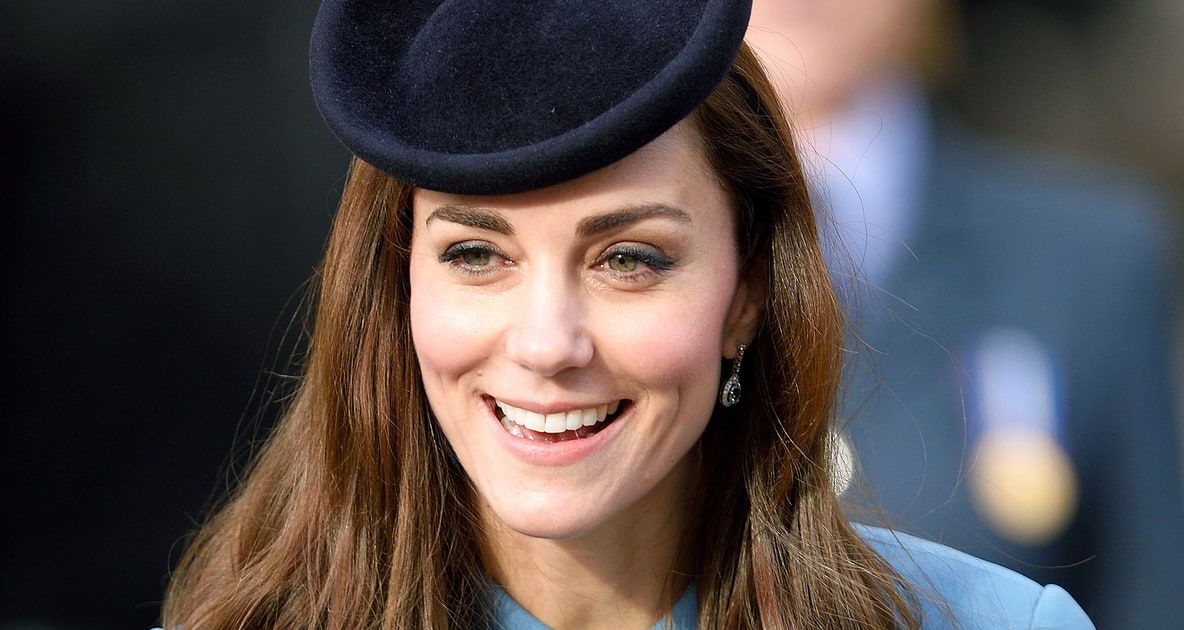 Imaginile pe care Casa Regală le vrea șterse de pe Internet. Kate, în ipostaze stânjenitoare