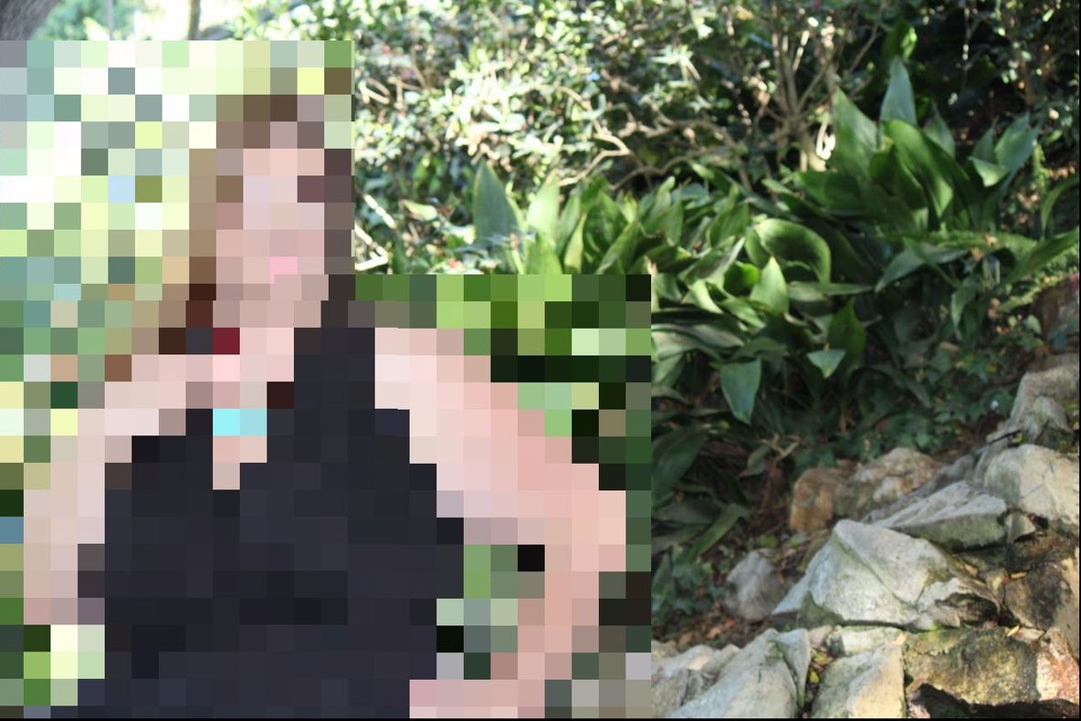 Cum arată femeia care primește aproape 30 de cereri în căsătorie, zilnic. E dincolo de orice tipar