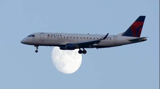 „Avion fantomă” în spațiul aerian grec. Piloții ar fi adormit la manșa aeronavei