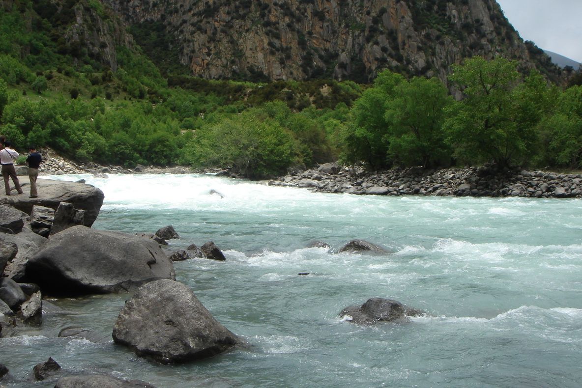 S-a rătăcit în munţi acum 3 ani.Nu mai ştiau nimic de ea.Ieri, au găsit un bilet ŞOCANT de la femeie