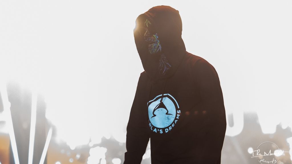 "Acele", noua piesă a trupei Carla’s Dreams, ascultată de milioane de români 