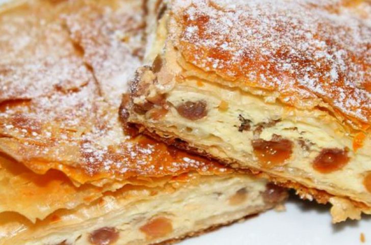 Cum faci cea mai bună plăcintă cu brânză dulce. Ingredientul secret care face diferenţa