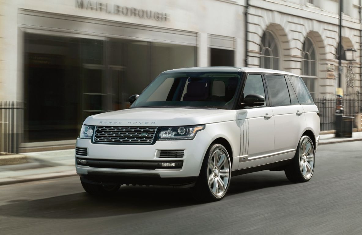 Şi-a înşelat soţia! Îşi iubea maşina mai mult decât orice. Cum a găsit-o după ce a călcat pe bec