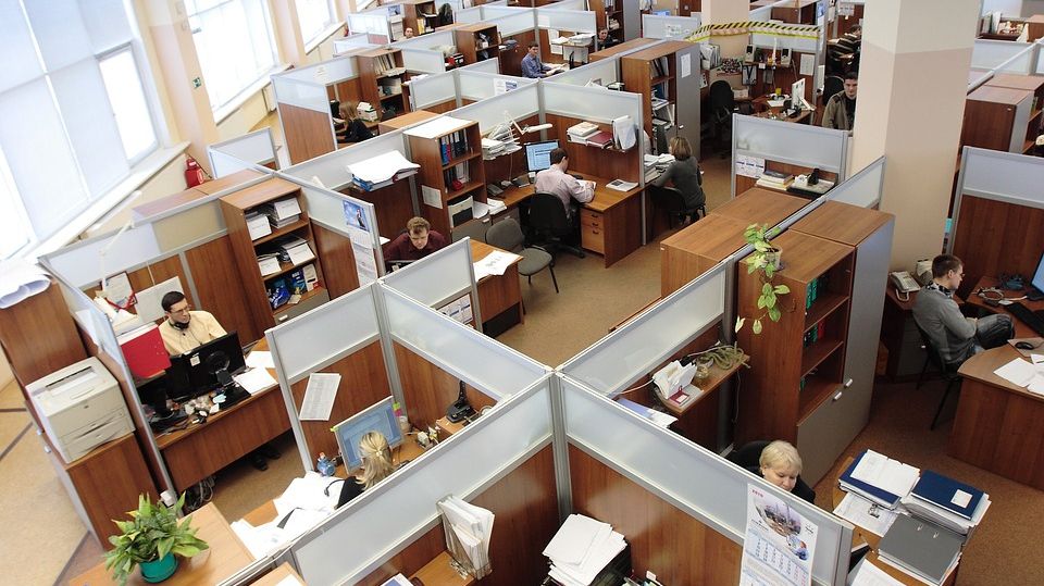 10 MAI, sărbătoare naţională. Zi liberă sau nu pentru salariaţi?