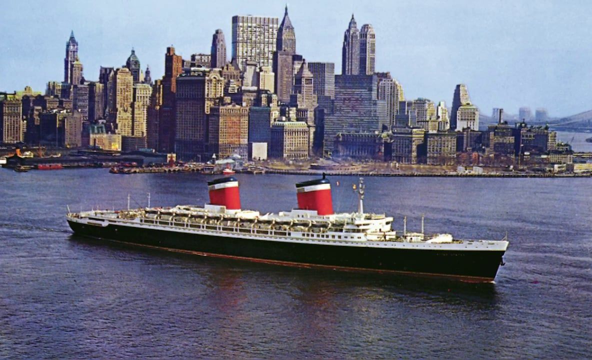 Au urcat la bordul celui mai luxos pachebot construit vreodată. Au rămas îngroziți. Interiorul era..