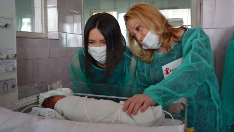 Salvați Copiii a investit 7.300.000 lei pentru a oferi o șansă la viață copiilor născuţi prematur