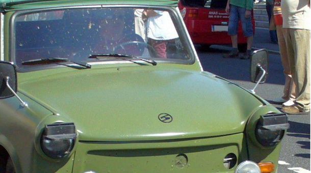 Cum arată cel mai scump Trabant din istorie. Vei rămâne mut de uimire