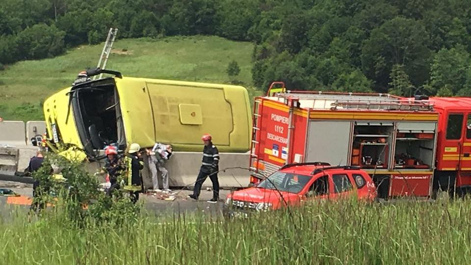 Copiii implicați în accidentul din județul Brașov se duceau la un festival folcloric, la Arad