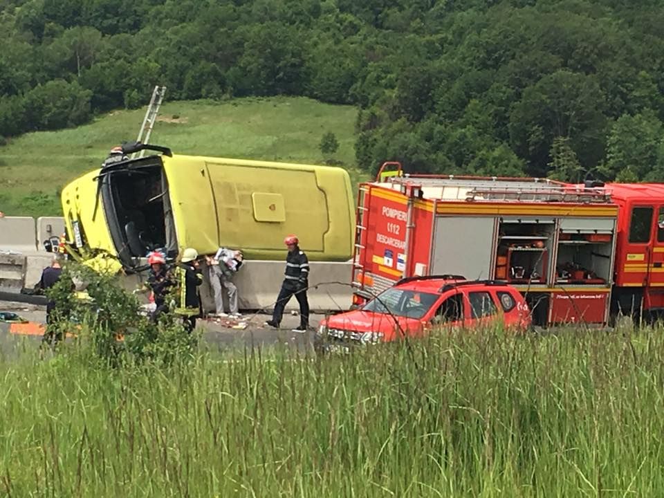 Accident cu patru morți și 22 de răniți, în Braşov. A fost activat codul roşu de intervenţie -UPDATE
