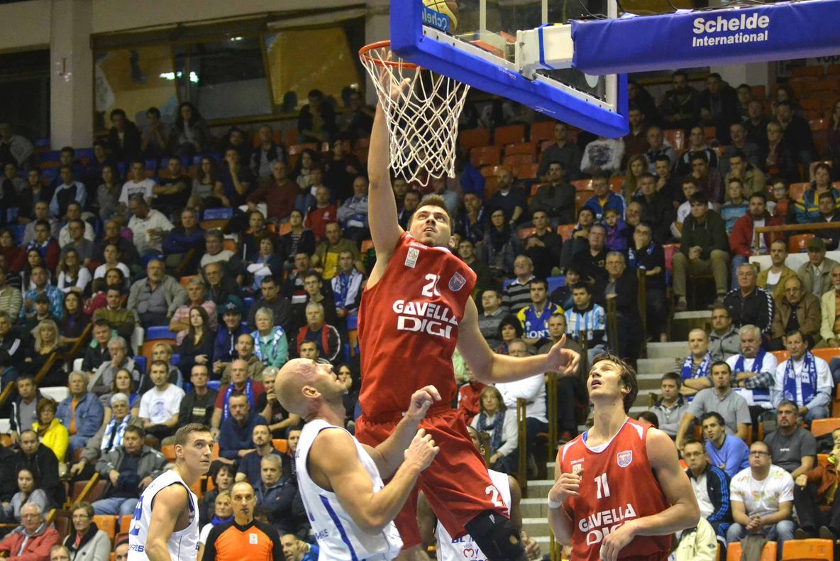 CSM CSU Oradea a câștigat în premieră titlul de campioană națională la baschet