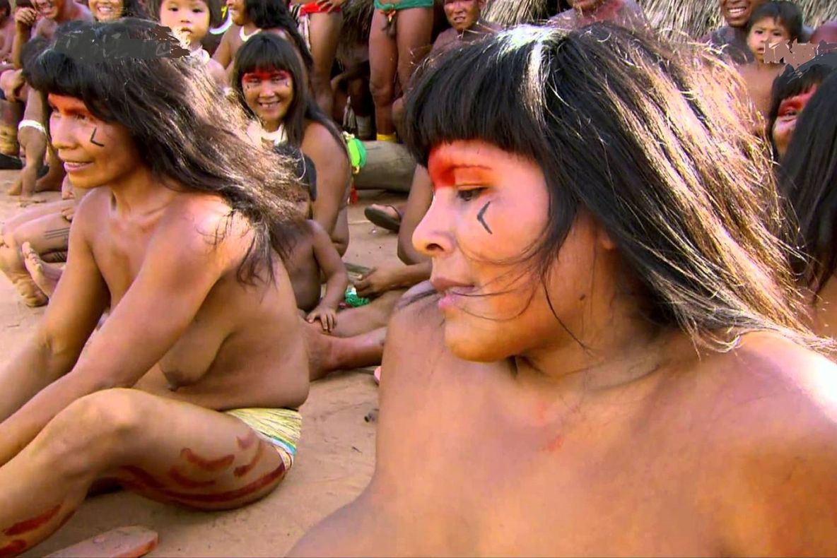 TRIBUL IZOLAT din Amazon de care nimeni nu vrea să se apropie. E PERICOL DE MOARTE