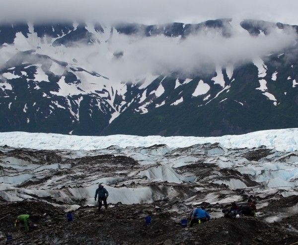 Au descoperit avionul prăbușit acum 64 de ani, peste un ghețar. Șoc! Cei 52 de pasageri...