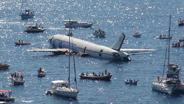 Gest extrem: ca să atragă turiştii, Turcia a scufundat un avion