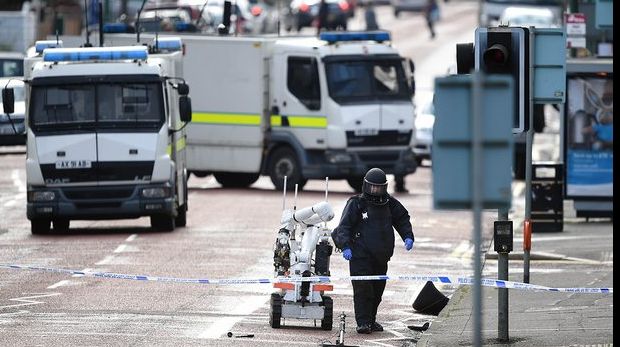 ALERTĂ la Londra! O maşină a fost abandonată lângă Parlamentul britanic 