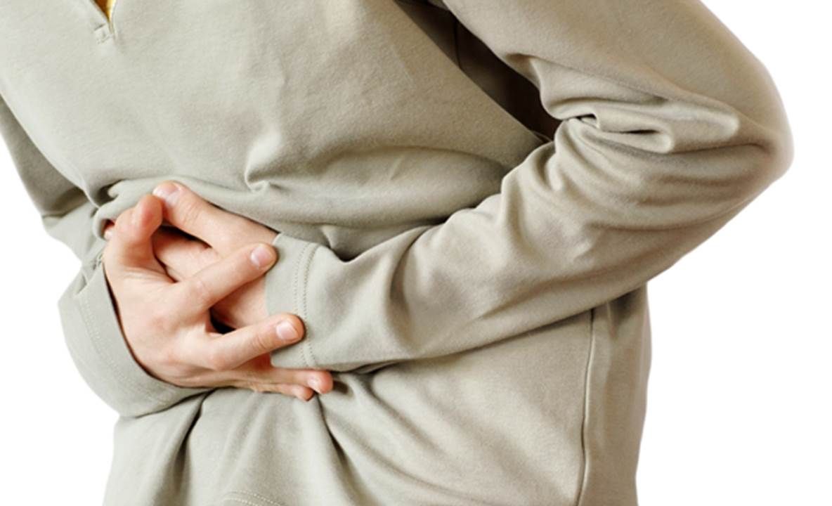 Ce au găsit medicii în stomacul unui tânăr. N-au crezut că e posibil așa ceva. Au intervenit imediat