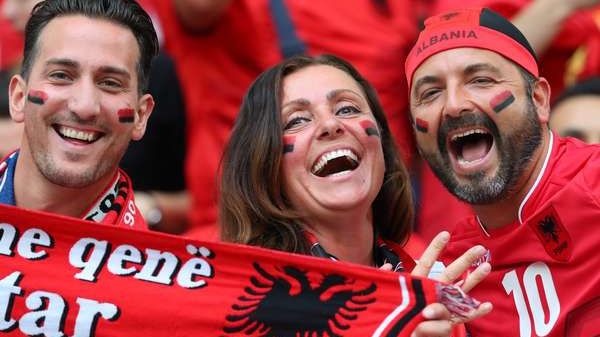 EURO 2016 ROMÂNIA-ALBANIA. Ce echipă e favorită la cotele de pariuri