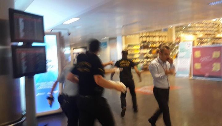 Atentat terorist Ataturk: Celulă de criză la Consulatul României de la Istanbul