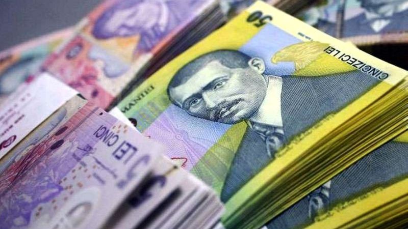 Start neoficial în bătălia electorală. Taxe mai mici, salarii mai mari, în promisiunile PNL şi PSD