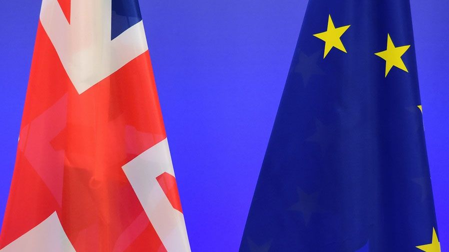 Parlamentarii votează astăzi BREXIT-ul 