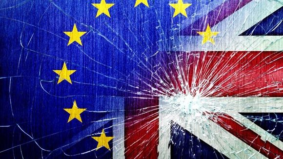 SONDAJ ONLINE. De ce se tem românii în cazul ieșirii Marii Britanii din UE