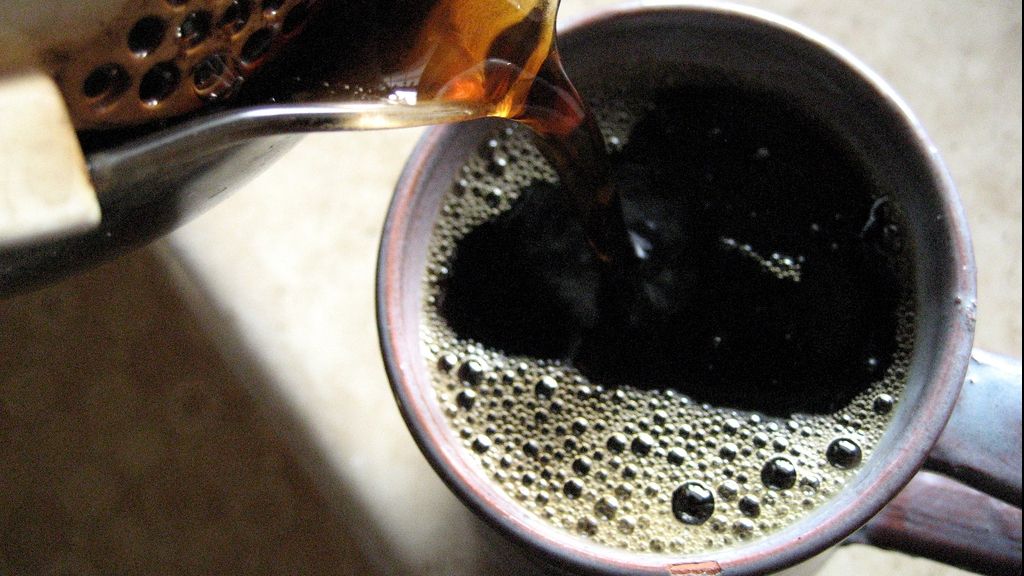 Adevărul despre cafeaua fără cofeină. E mai rău decât îţi imaginai