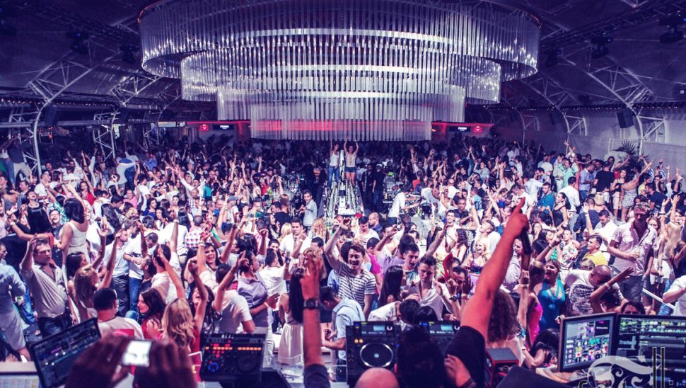 Tănără înjunghiată într-un club din Mamaia