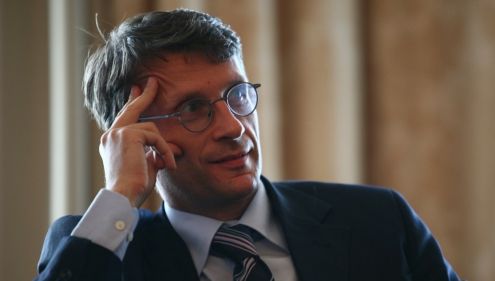 Schimbare importantă la Guvern: Dan Suciu se întoarce la BNR. Îi ia locul un jurnalist cunoscut