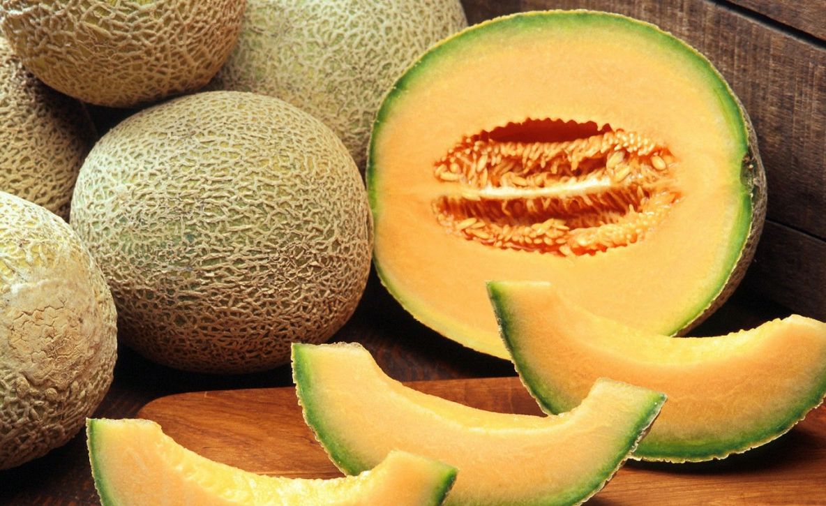 Slăbește cu ajutorul supei reci de pepene galben