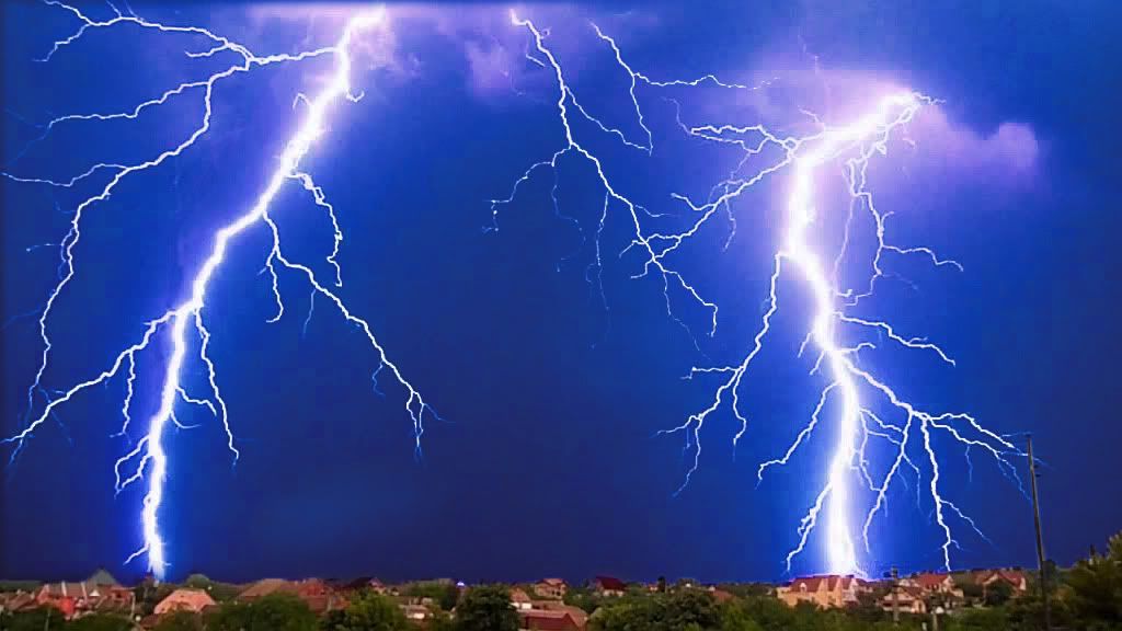 Cel puţin 79 de persoane au murit lovite de fulgere, în India