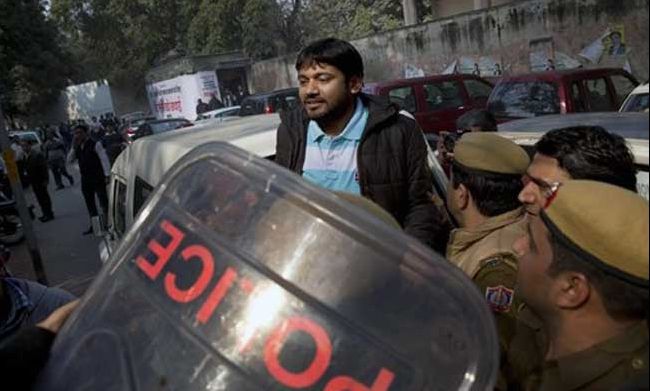 Atac armat în sala de judecată: 5 morți și cel puțin 19 răniți