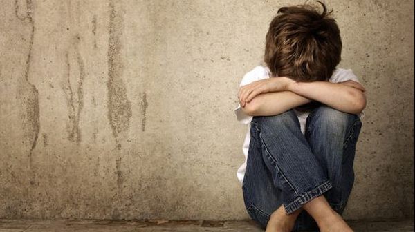 Polițiștii au luat cu asalt un centru de plasament din Capitală! 21 de suspecți, urmăriți penal