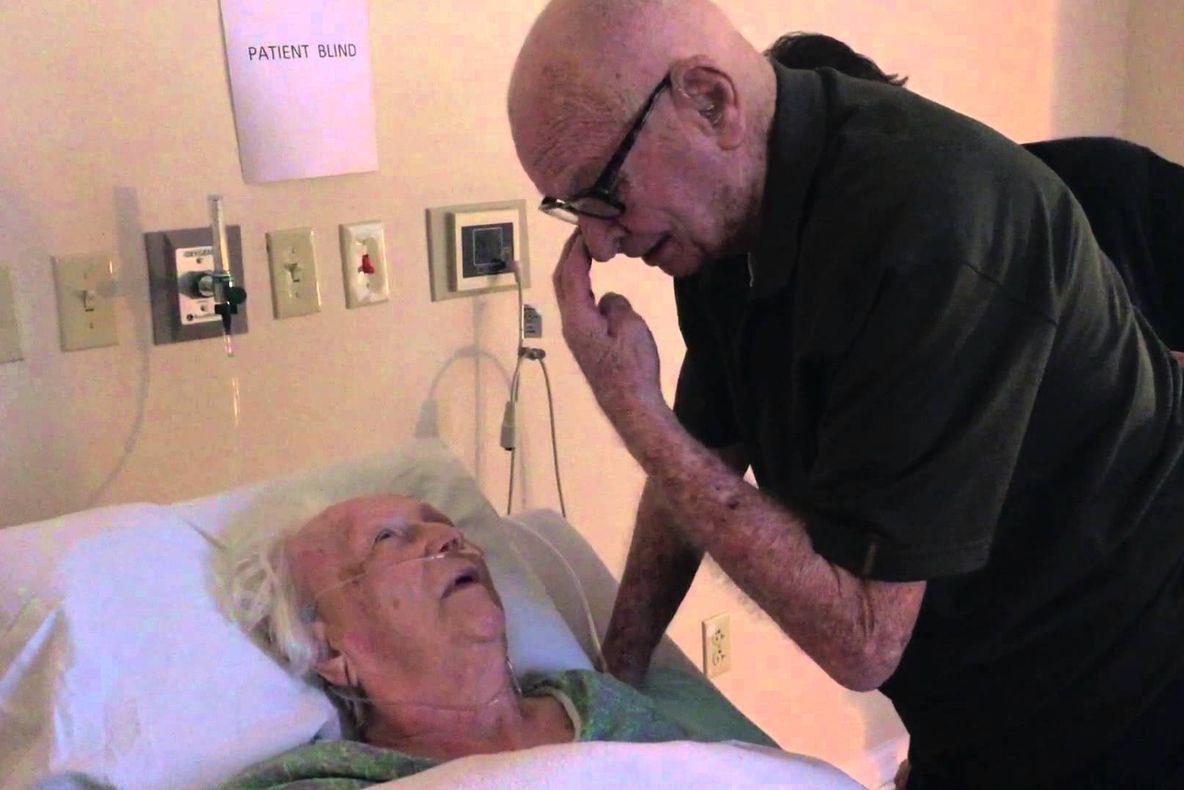 Și-a rugat soția să-i dezvăluie cel mai mare secret al ei. Femeia i-a spus tot! Apoi a murit