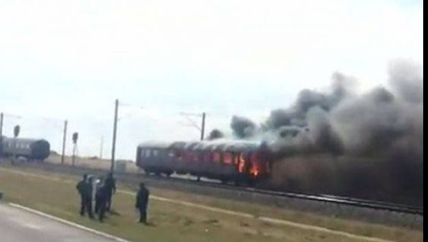 Incident feroviar la Brașov. Locomotiva unui tren de călători a luat foc în mers