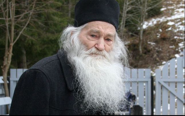 Profeția teribilă a Părintelui Iustin s-a înfăptuit: „12 luni de libertate şi vine urgia”