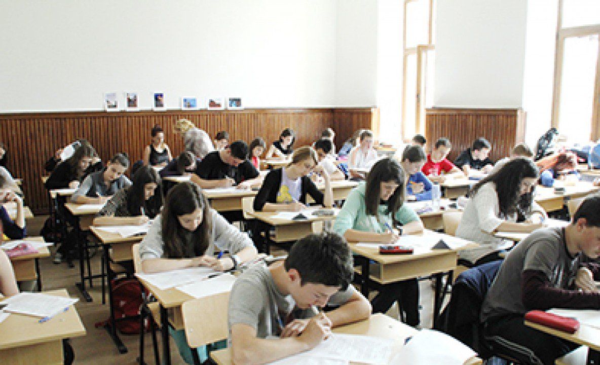 Subiecte si BAREM romana Evaluare Naţională 2016. Cum ti s-a parut examenul?