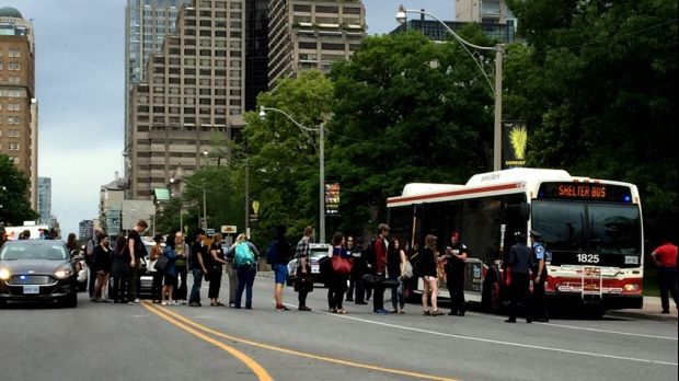 Alertă de securitate în campusul Universităţii din Toronto. Poliția a dispus evacuarea de urgență