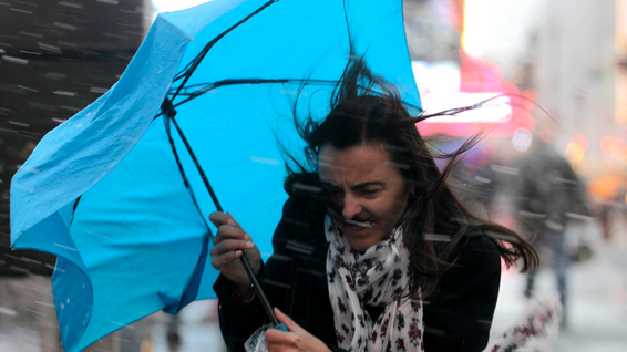 COD GALBEN de furtuni şi grindină, în vestul ţării 