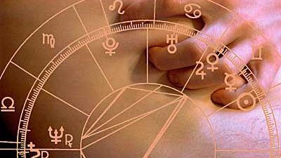 Zodiile care se potrivesc cel mai bine în pat