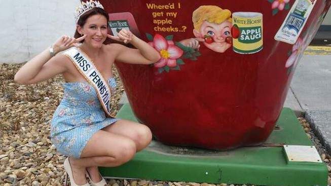 Decăderea unei foste Miss. A fost condamnată la închisoare, după ce a păcălit lumea