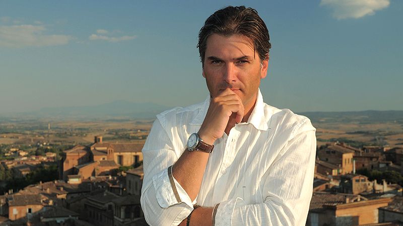 Ce se întâmplă în familia lui Mircea Radu. Prezentatorul a făcut anunţul după 4 ani de căsnicie