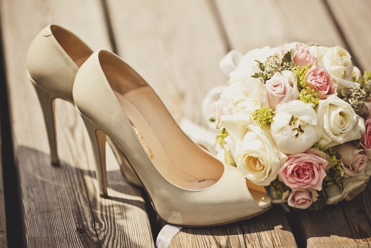 Mireasa a fost arestată chiar la nuntă. Când a aflat adevărul, mirele a amuţit