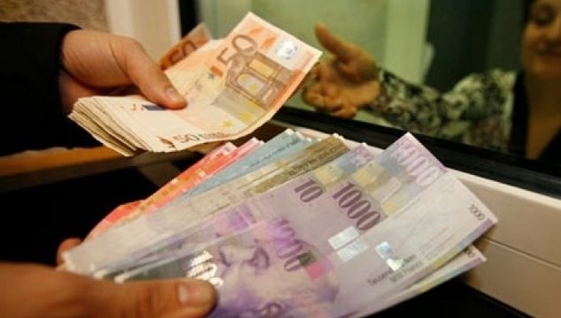Premieră! Francul elveţian, îngheţat la cursul de 2,1 lei. Decizia Tribunalului Bucureşti,definitivă
