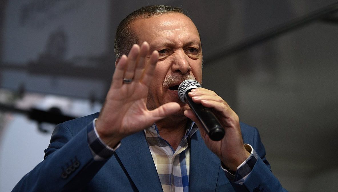 Turcia desființează rețeaua de școli a clericului Gulen. 626 de instituții, ÎNCHISE la un semn