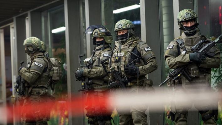 Poliţie: Breivik, posibilă sursă de inspirație pentru autorul atacului armat din Munchen 