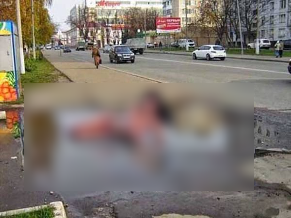 S-a supărat pe părinţi că n-au lăsat-o cu iubitul la mare. Atunci, le-a trimis o poză ORIBILĂ