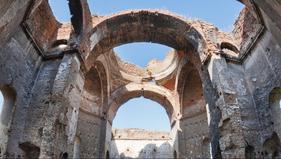 8 locuri bântuite din România. Te sperii când le vezi