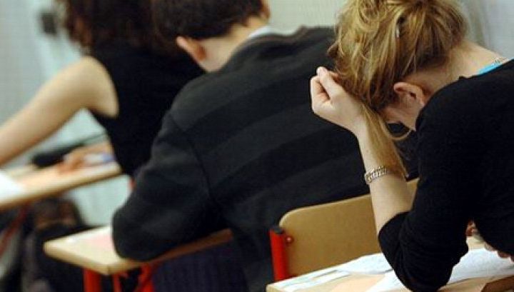 Barem BAC Informatică 2016. VEZI cum se rezolvă corect subiectele la Informatică BAC 2016