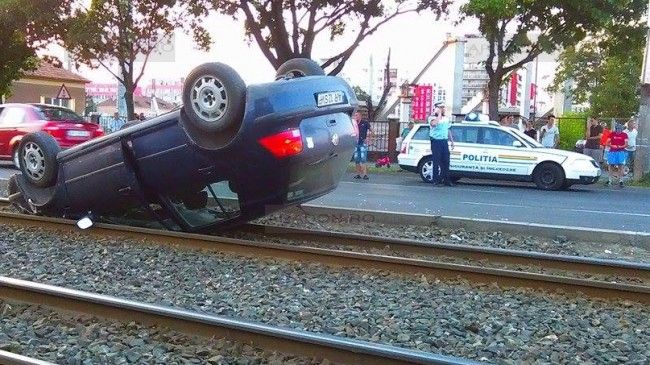 Trafic blocat în zona Gării CFR din cauza unei tamponări în lanț