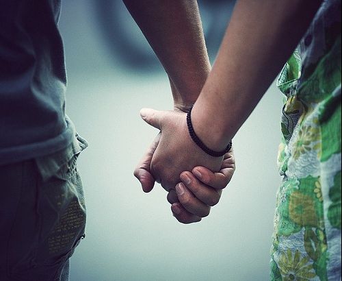 Și-a dus iubita la cina cu părinții. Acolo s-a întâmplat ceva trist. Femeia l-a părăsit imediat